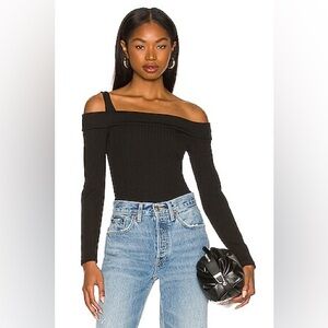 Astr Off-the-Shoulder Black Ribbed Long-Sleeve Bodysuit